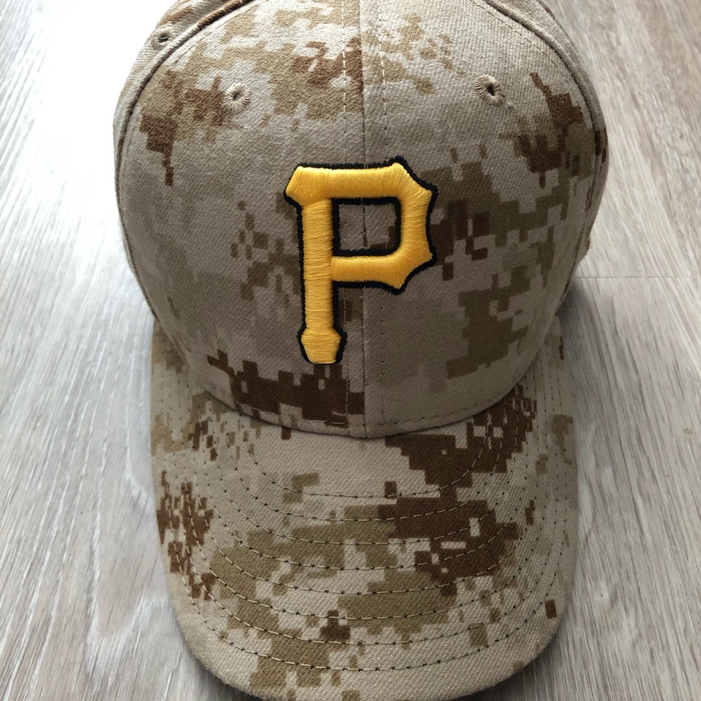 Pirates Memorial Day Stars and Stripes Fitted Hat